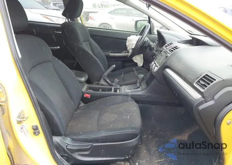 2015 Subaru Xv Crosstrek 2.0I Premium z USA, uszkodzony, nr VIN JF2GPADC3F8242801